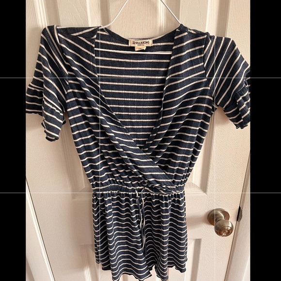 Billabong Spring/Summer romper - Picture 1 of 5